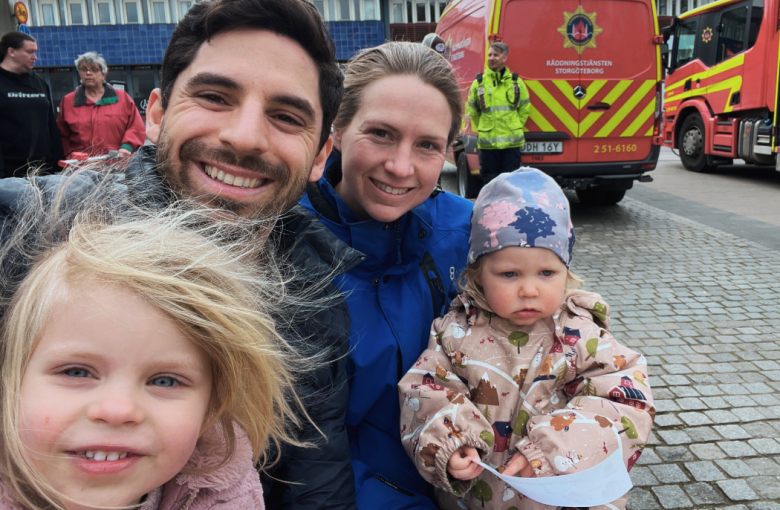 Anthony Daponte en zijn familie in Zweden